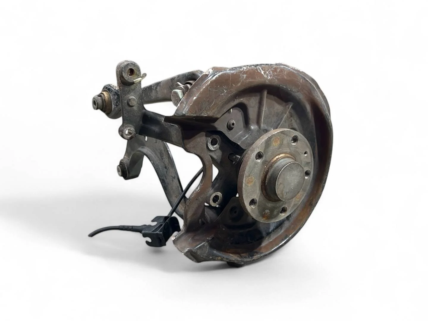 кулак задний правый Volkswagen Caddy 3  2010