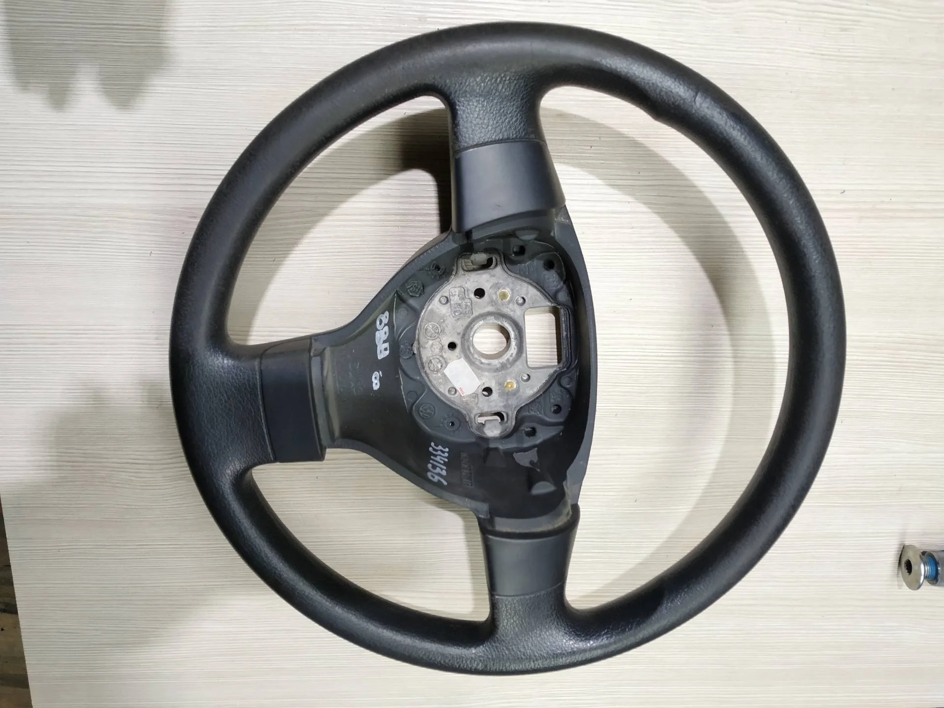 руль Volkswagen Caddy 3  2010