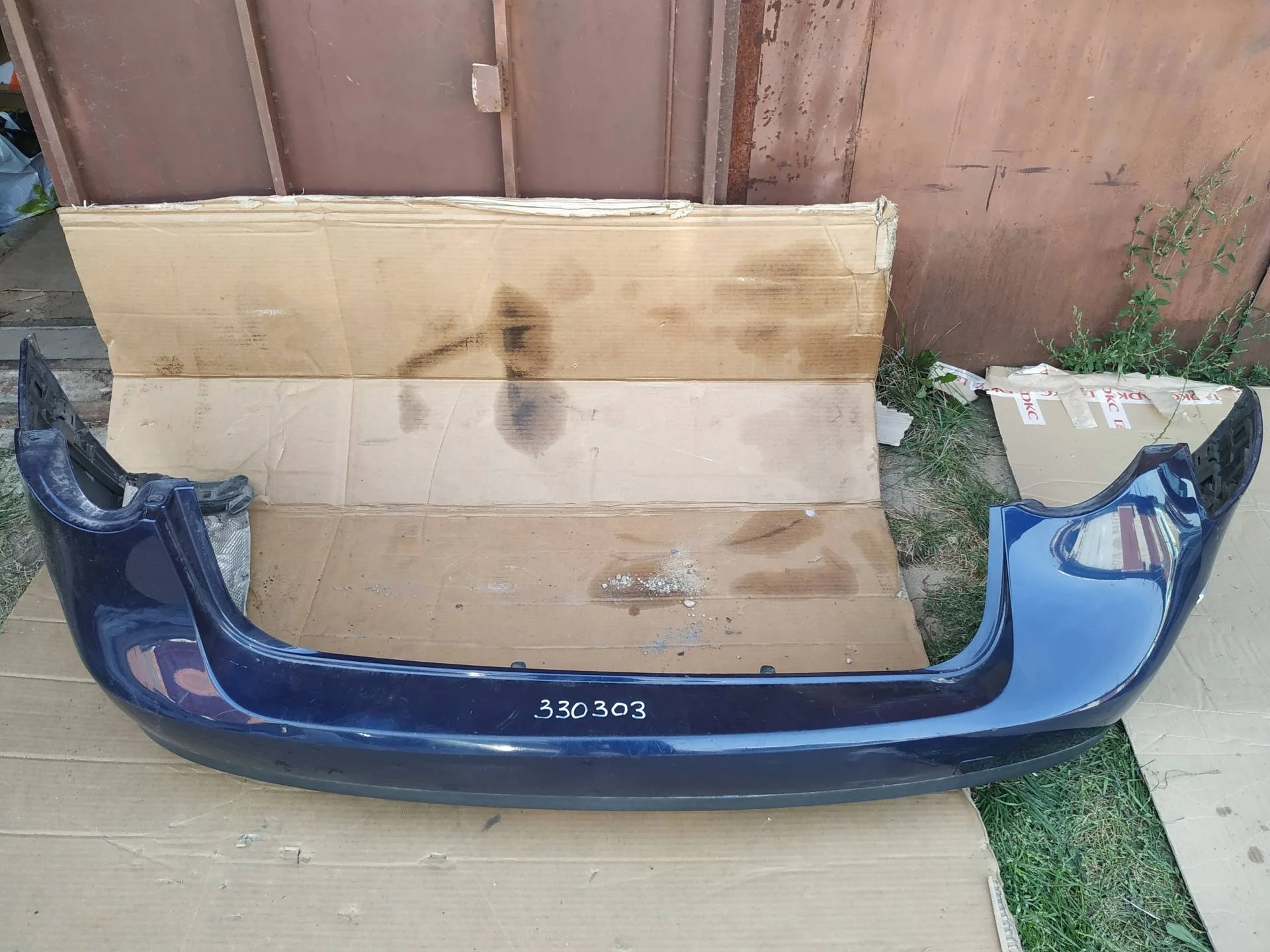 бампер задний Volkswagen Passat B6  2008