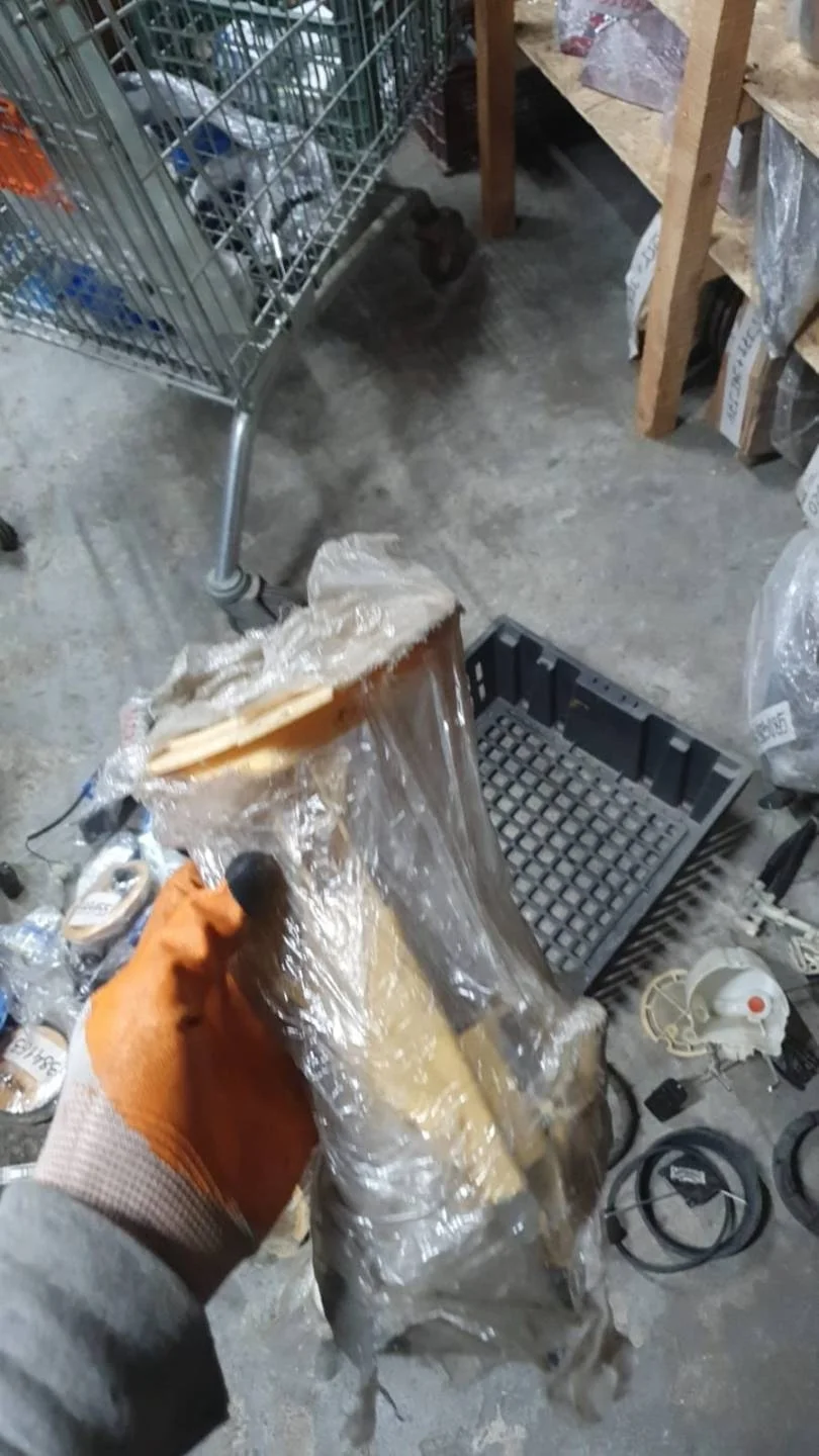 датчик уровня топлива Volkswagen Passat B6  2008