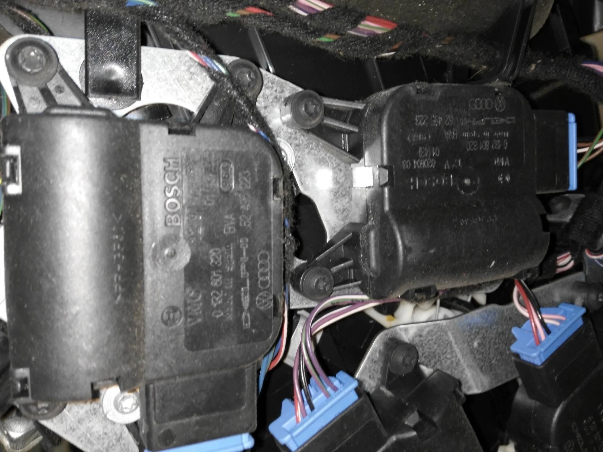 сопротивление печки Volkswagen Touareg  2006