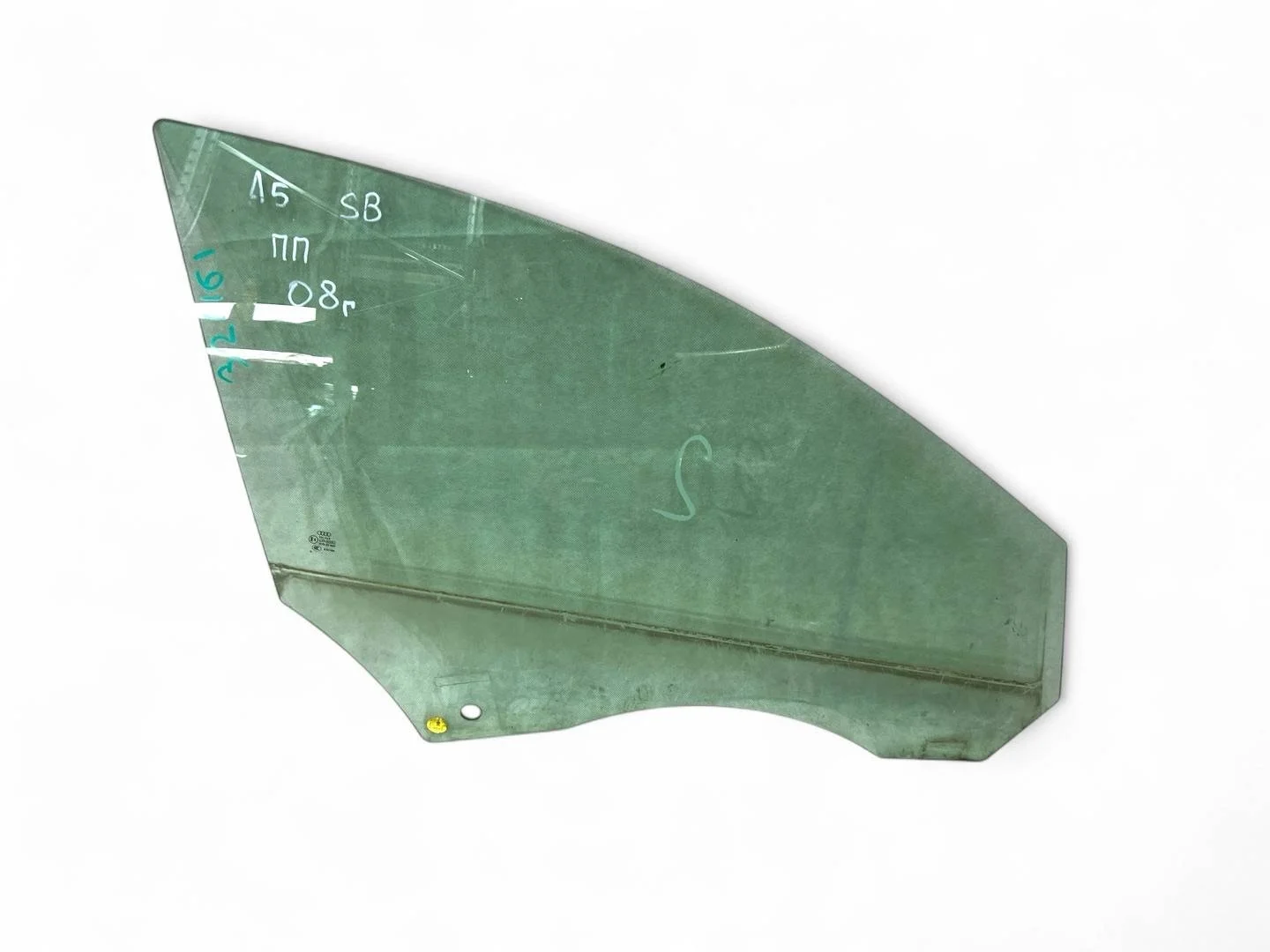 стекло двери передней правой Audi A5 8T  2009