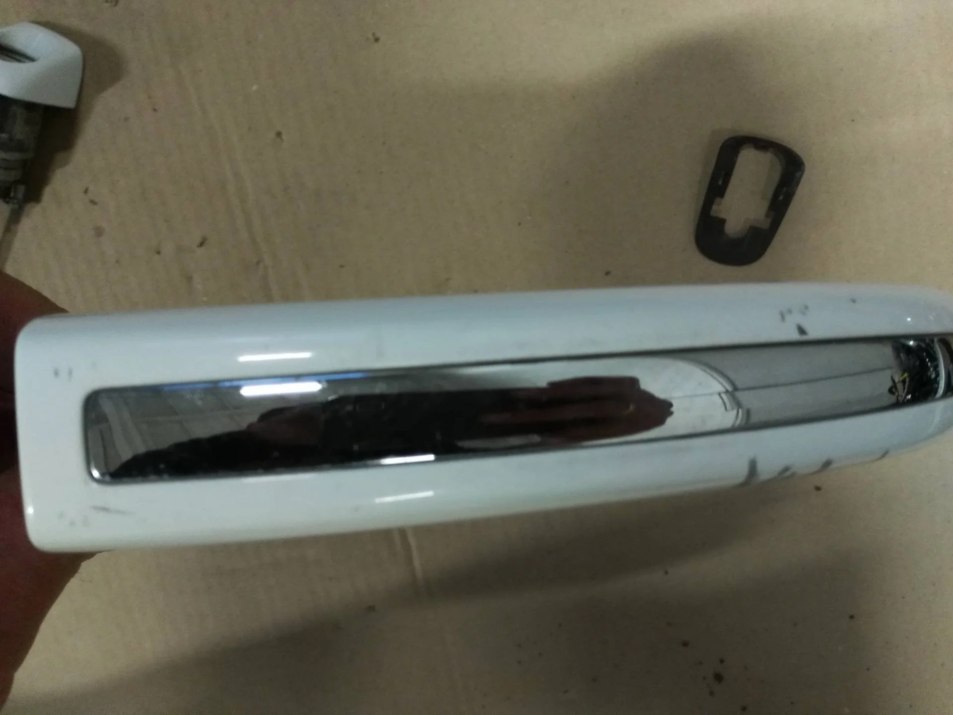 ручка наружная двери передней левой Audi Q7  2008