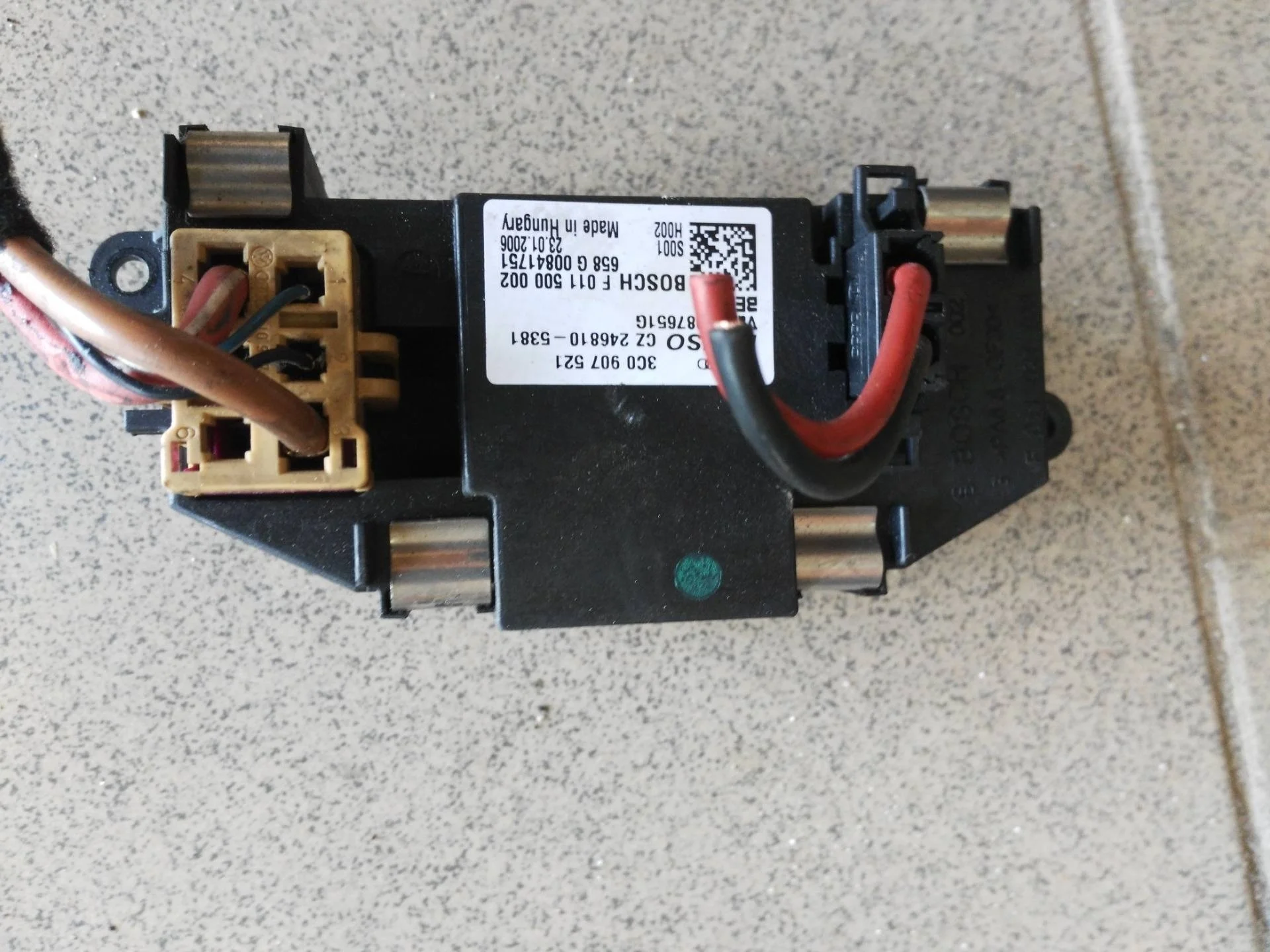 сопротивление печки Volkswagen Passat B6  2008