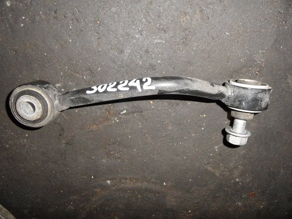 стойка стабилизатора задняя левая Audi Q7  2013