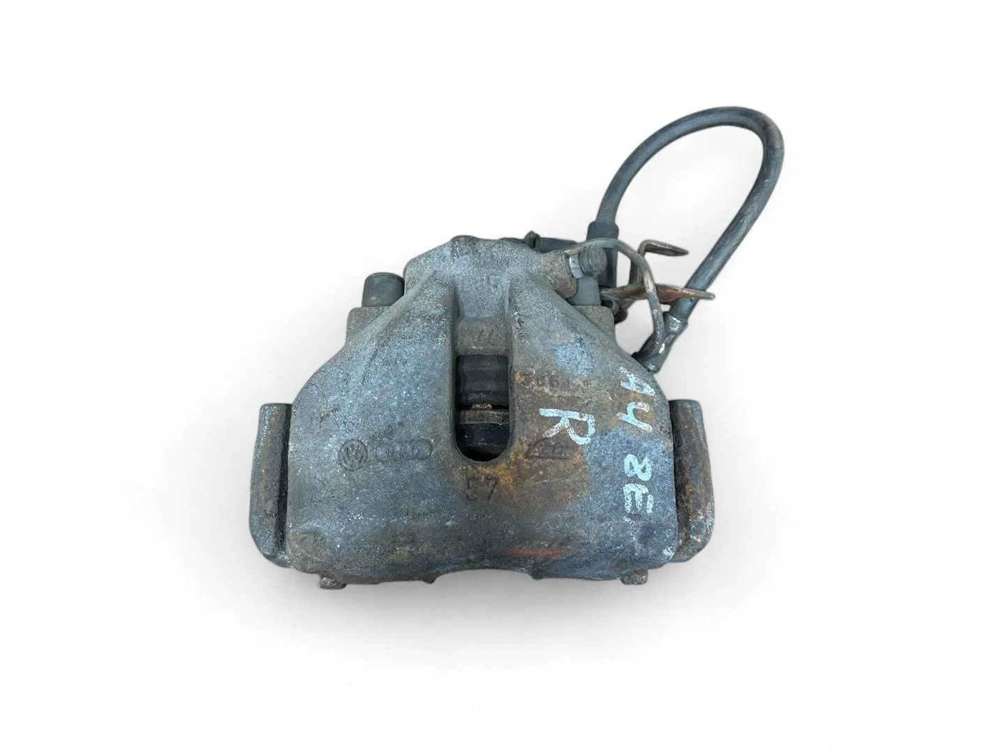 суппорт тормозной передний правый Audi A4  2006