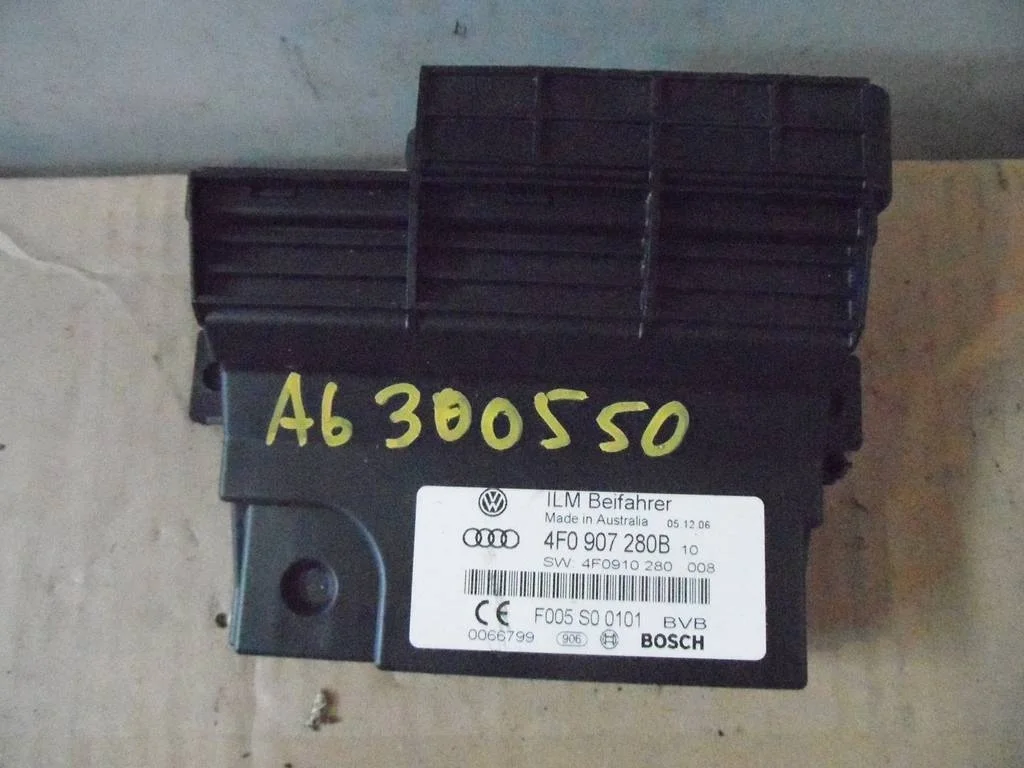 блок управления BCM (бортовой сети) Audi A6  2006