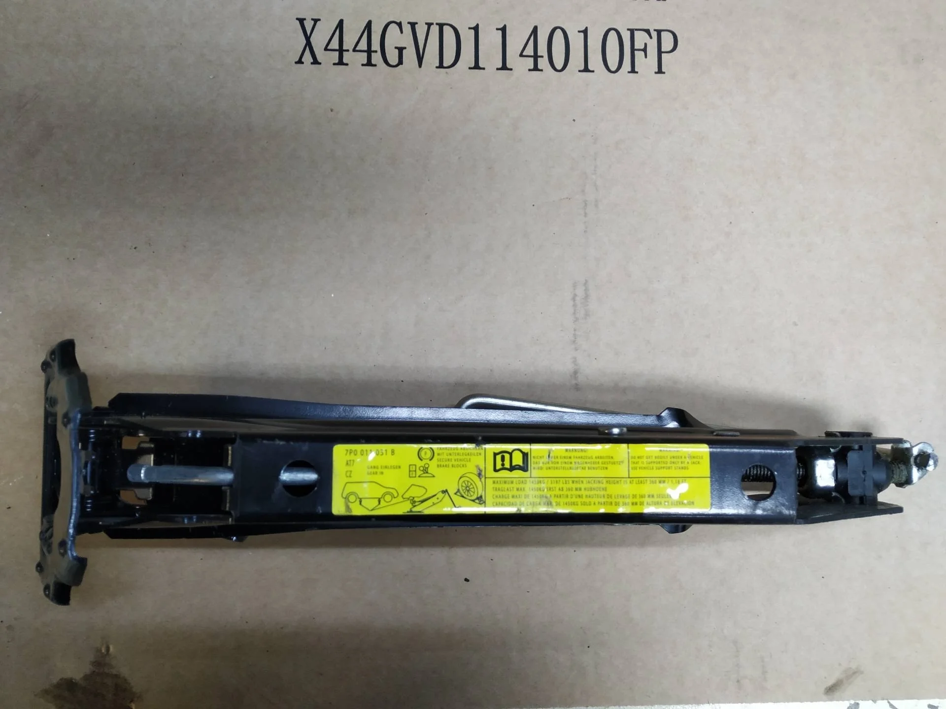 домкрат Volkswagen Touareg 2  2013