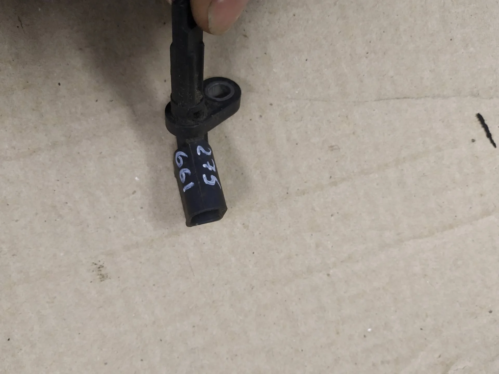 датчик ABS правый Audi A6  2006