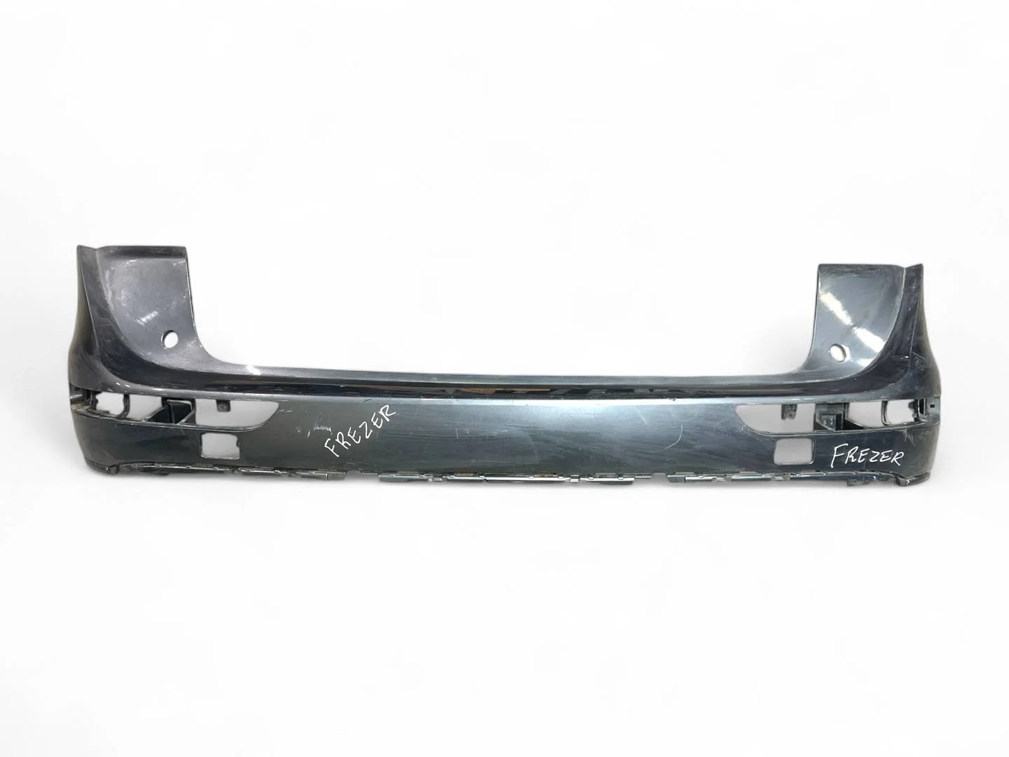 бампер задний Audi Q5  2010