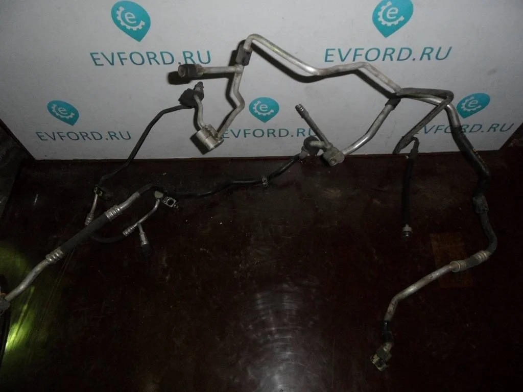 трубка кондиционера Audi Q7  2008