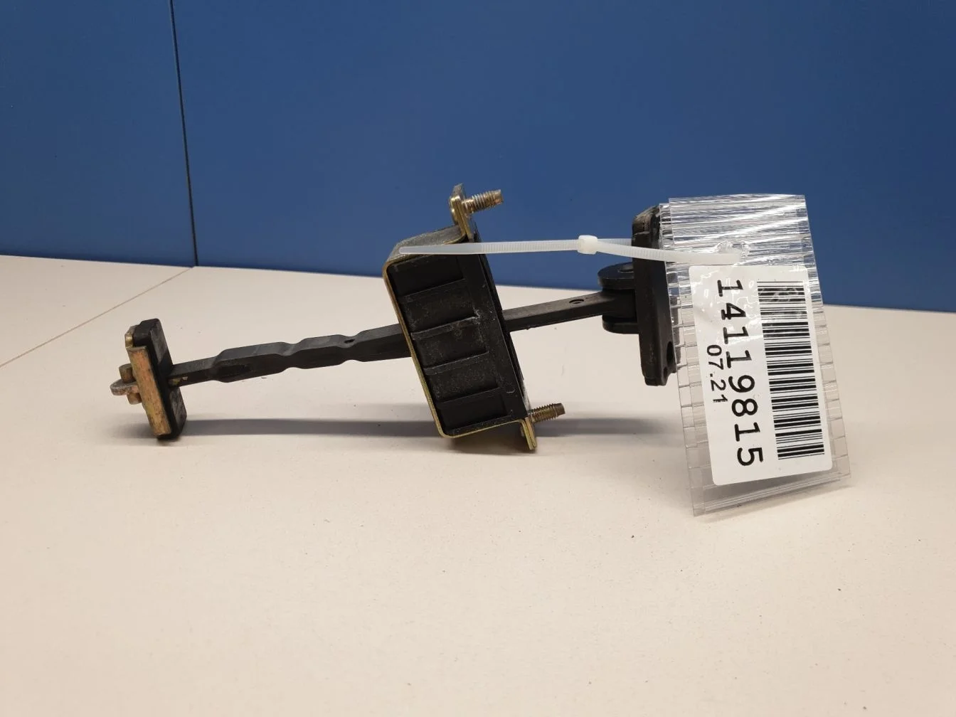 Ограничитель двери передней для Mercedes CLS-klasse W219 2004-2010