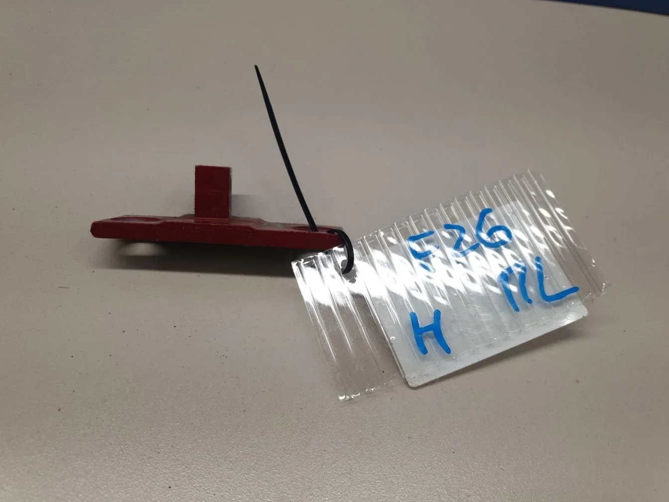 Петля двери передней левой нижняя для BMW X4 F26 2014-2018