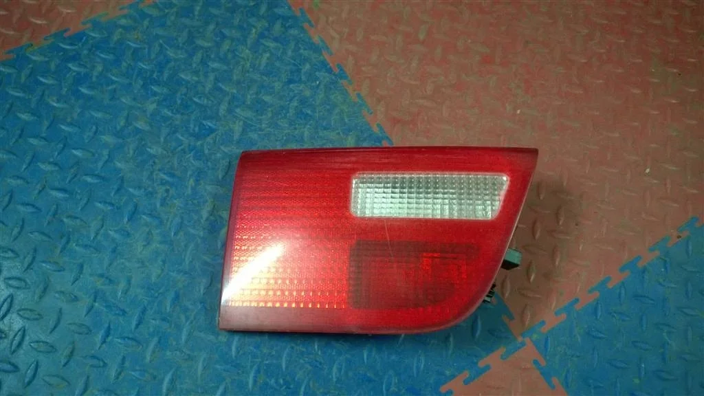 фонарь внутренний BMW X5 E53  M54B30 231 лс 3.0i