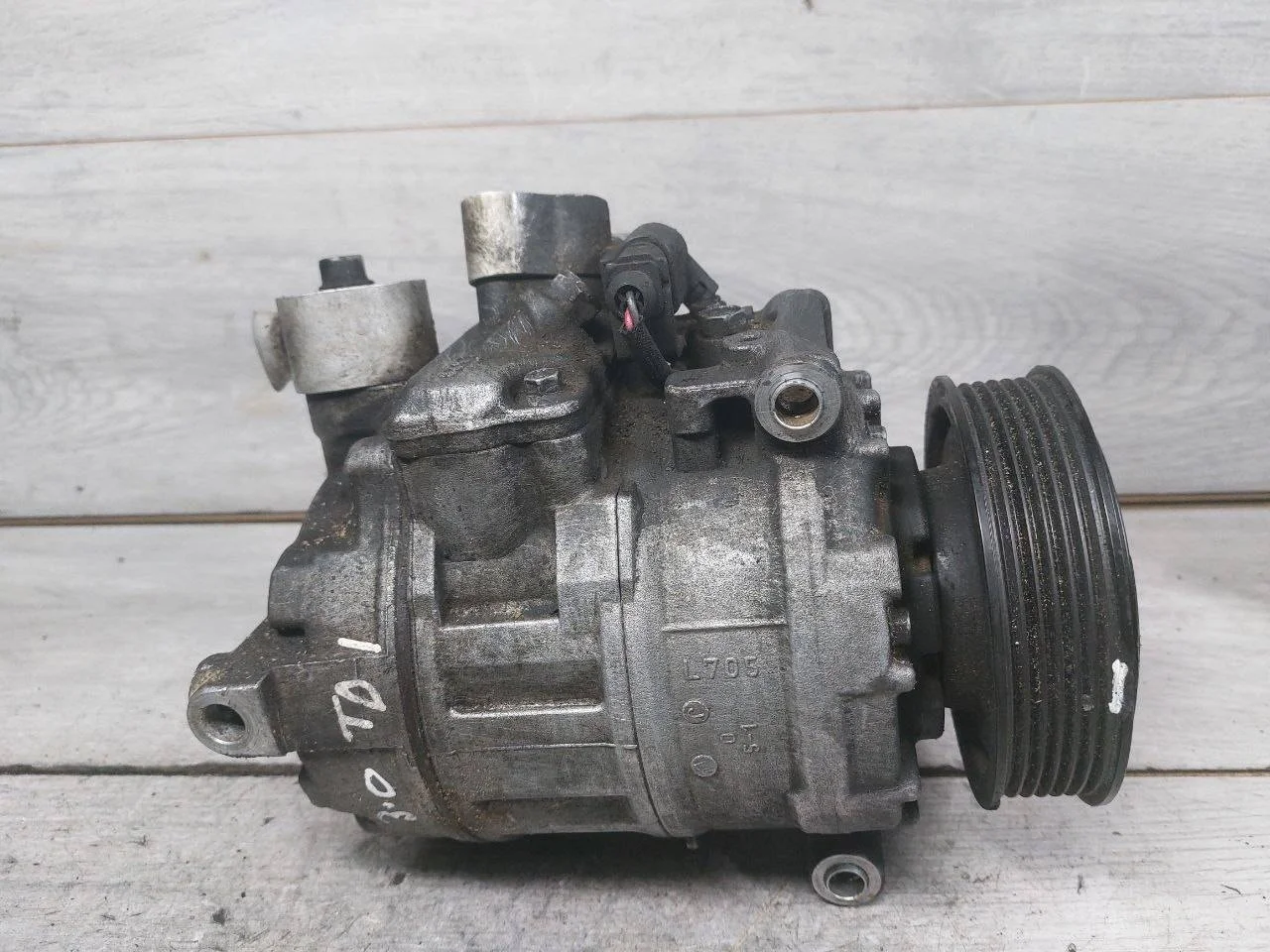 компрессор кондиционера Volkswagen Touareg