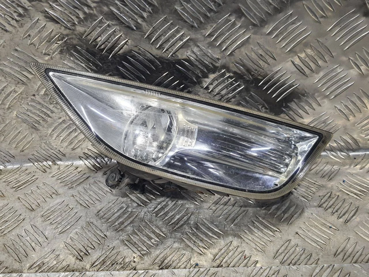 фара противотуманная левая Ford Mondeo 4