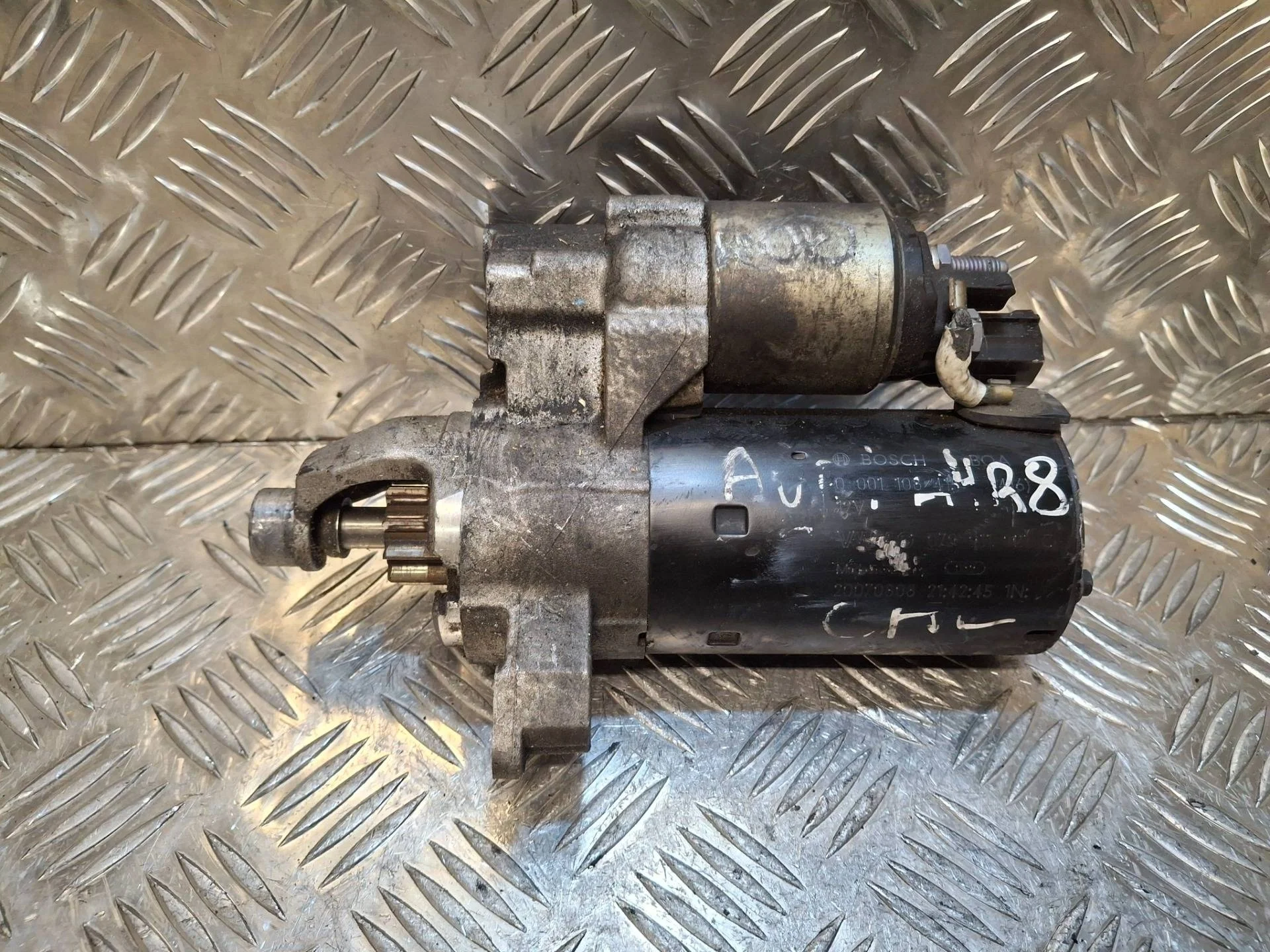 стартер Audi S5 8T