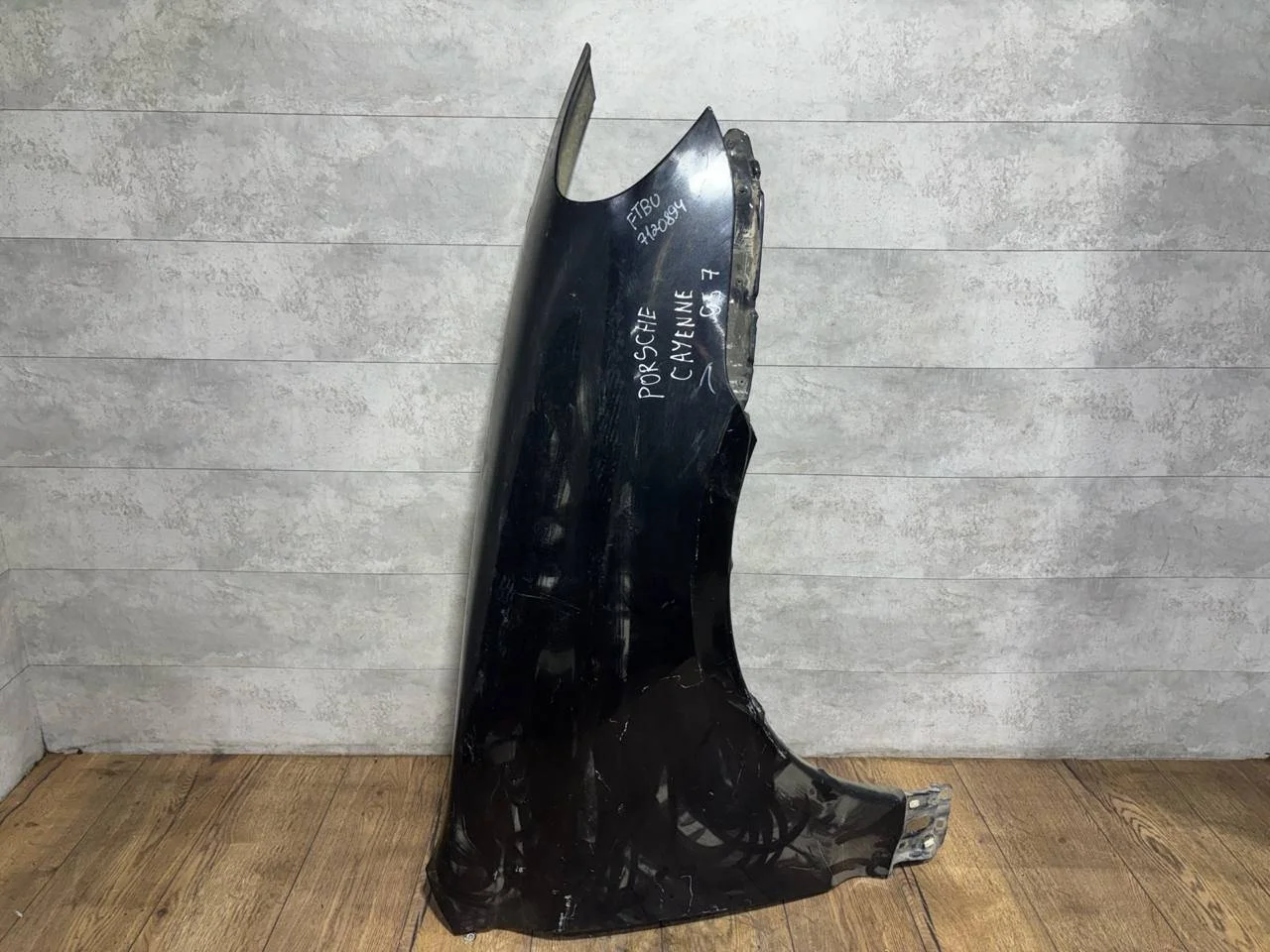 крыло правое Porsche Cayenne 957   белый