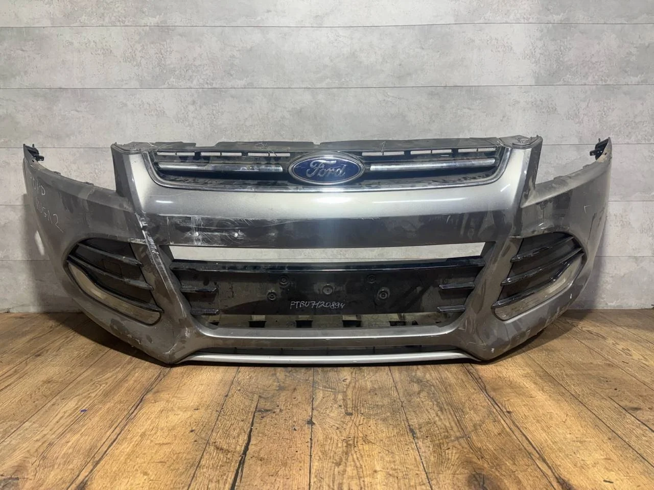 бампер передний Ford Kuga 2 CBS