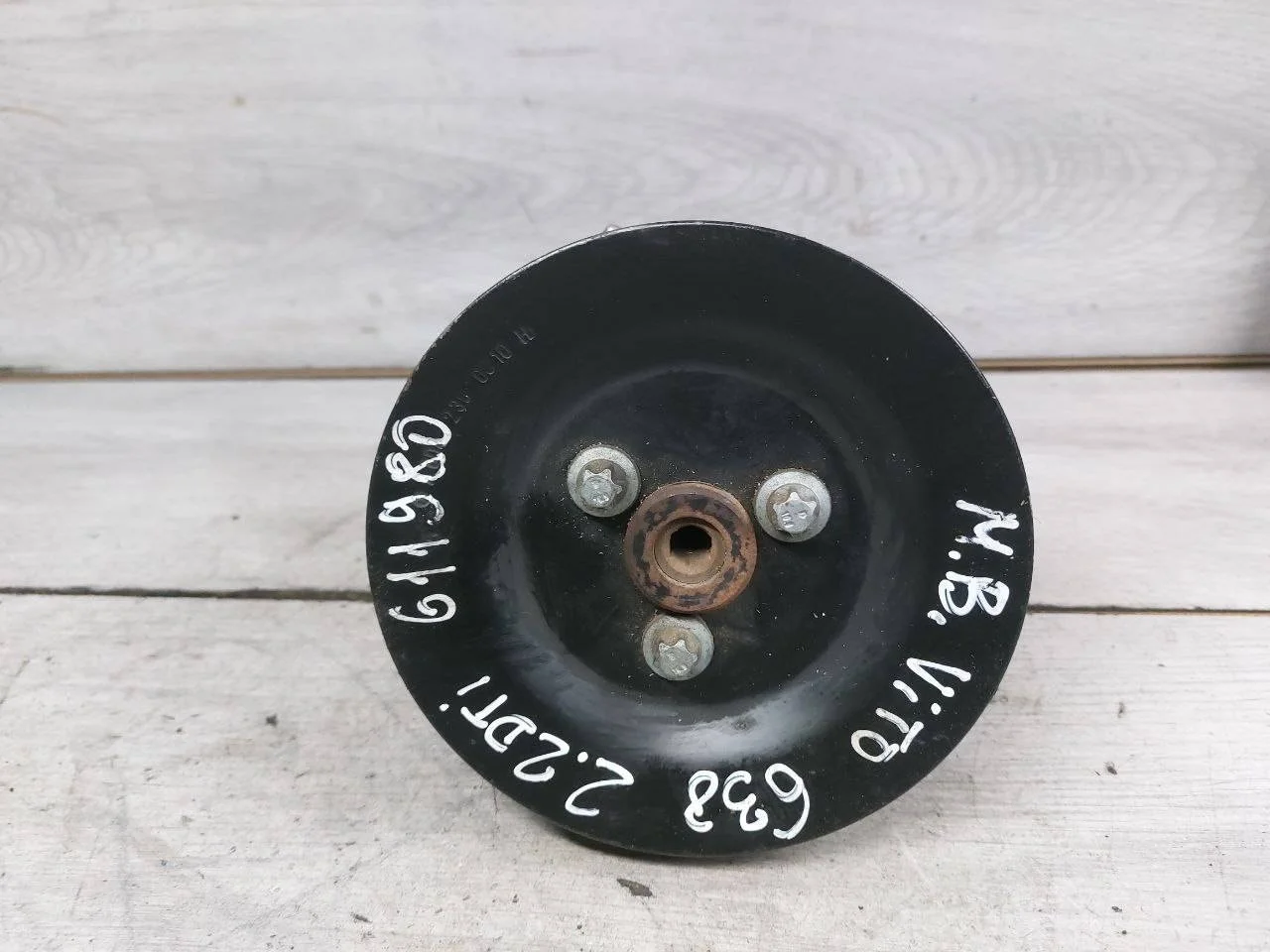 насос гидроусилителя руля Mercedes-Benz Vito W638