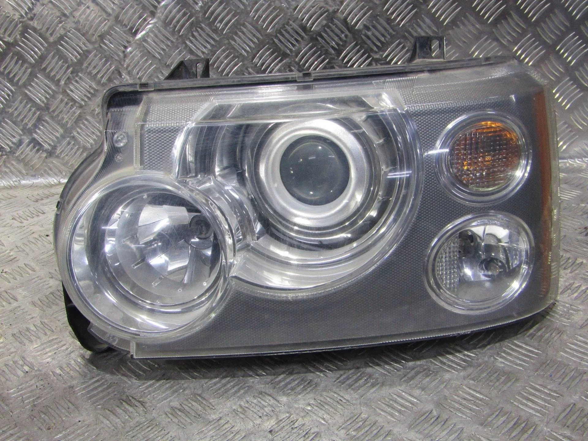 фара левая Land Rover Range Rover 3 L322