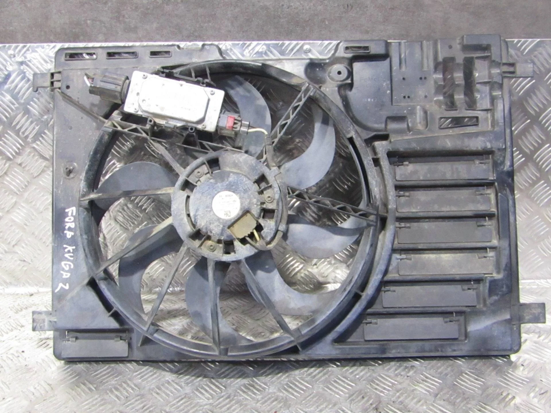 вентилятор охлаждения Ford Kuga 2