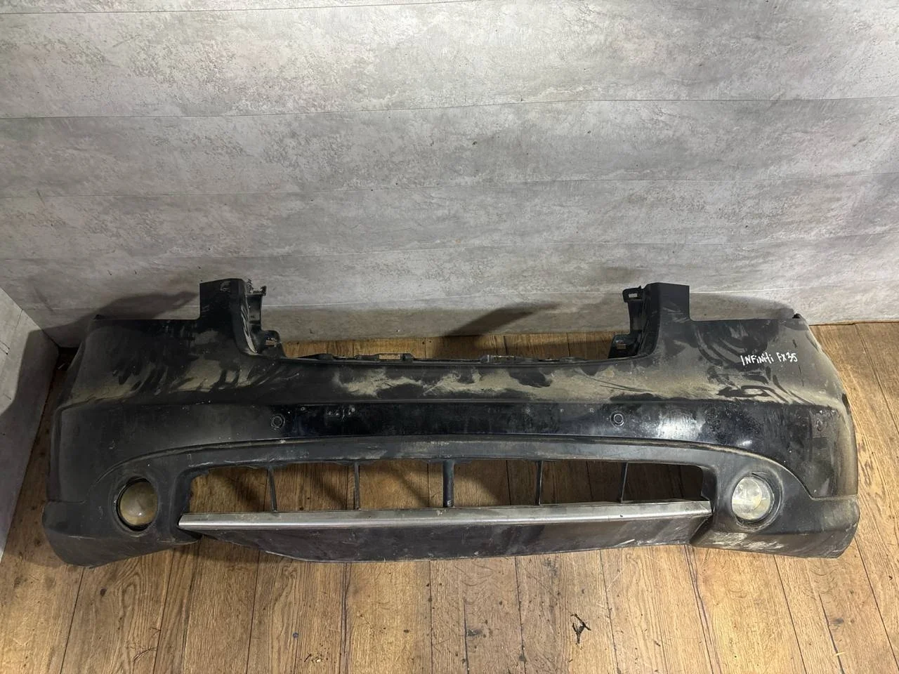 бампер передний Infiniti FX35