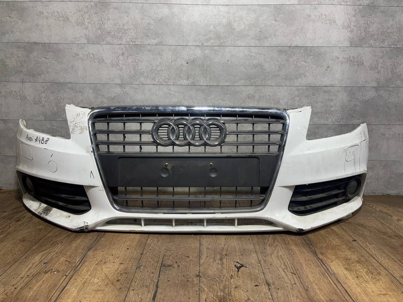 бампер передний Audi A4 B8/8K 8K2  белый