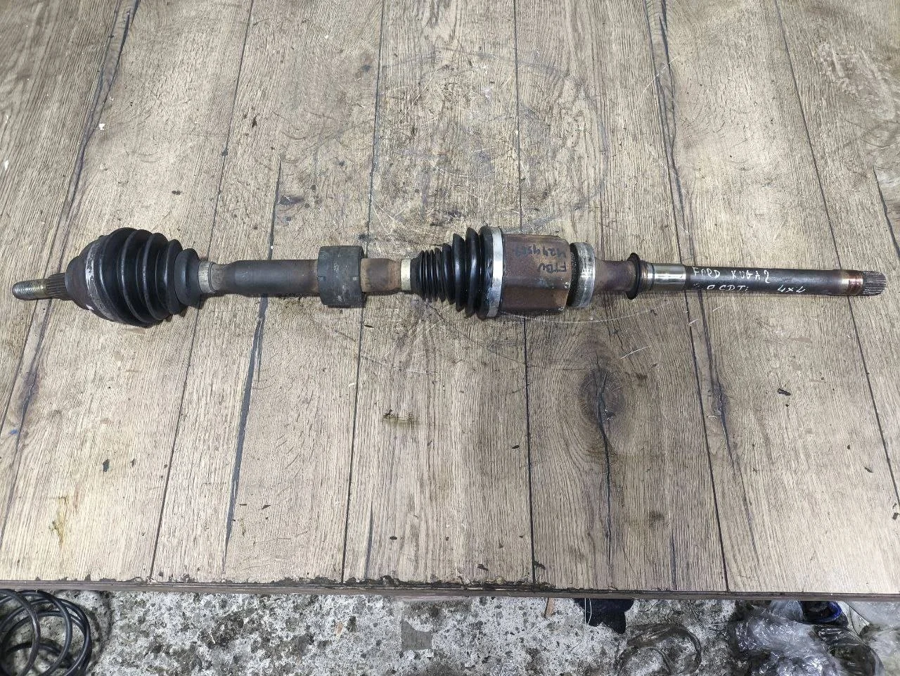 полуось передняя правая Ford Kuga 2 CBS