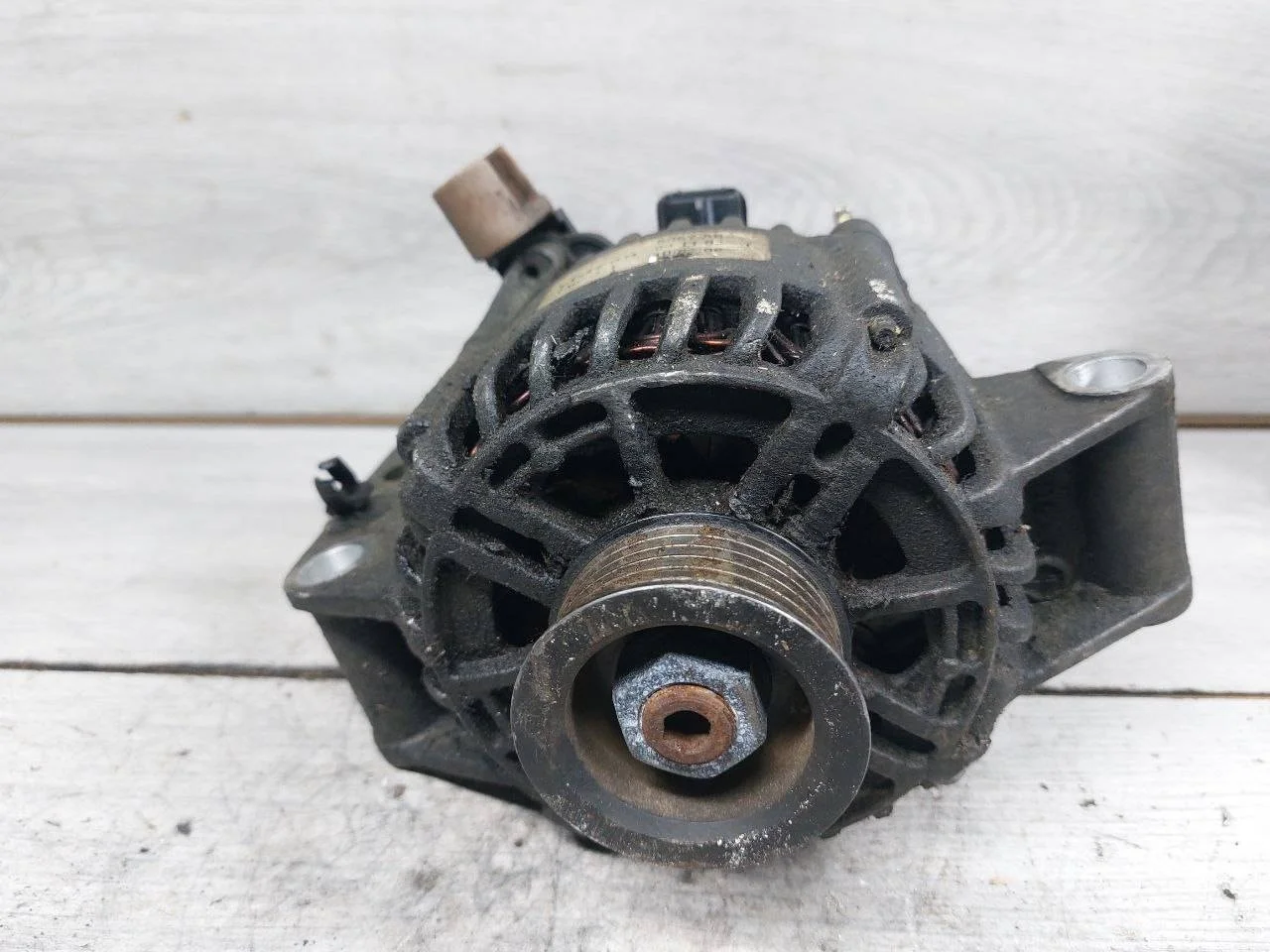 генератор Ford Fiesta 5