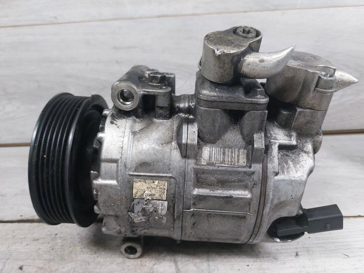 компрессор кондиционера Volkswagen Golf 5