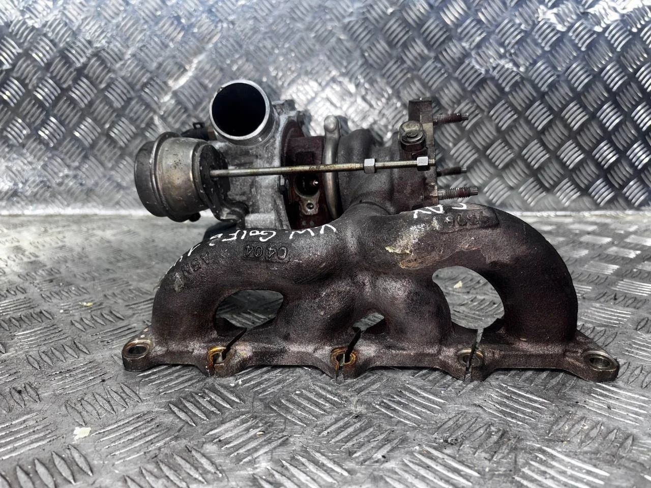 турбина Volkswagen Golf 6