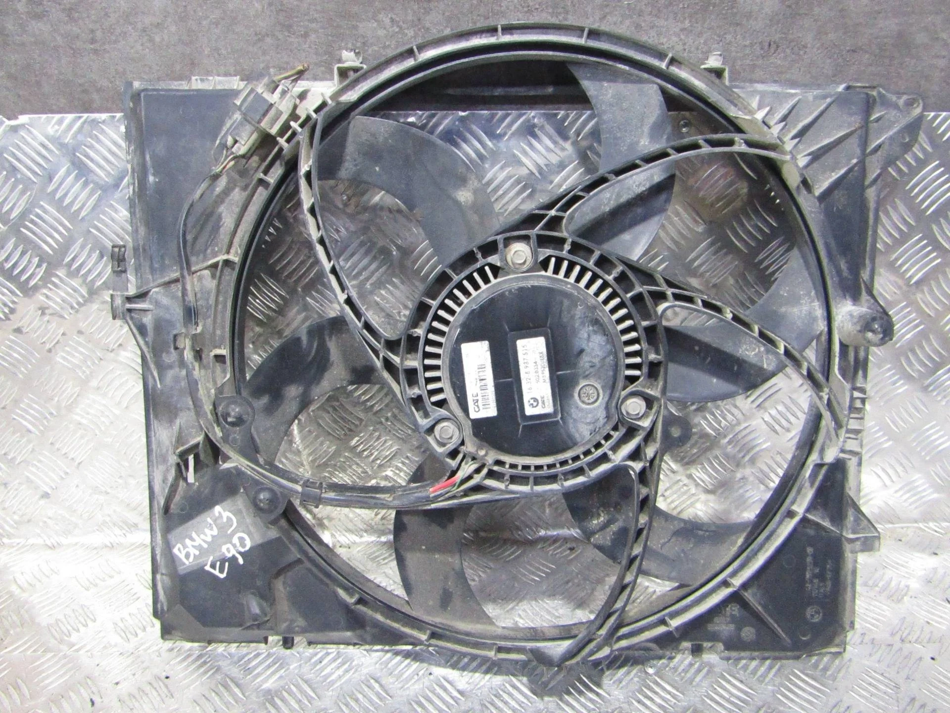 вентилятор охлаждения BMW 3 E90/E91/E92/E93