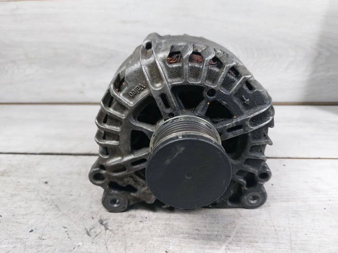 генератор Volkswagen Golf 6