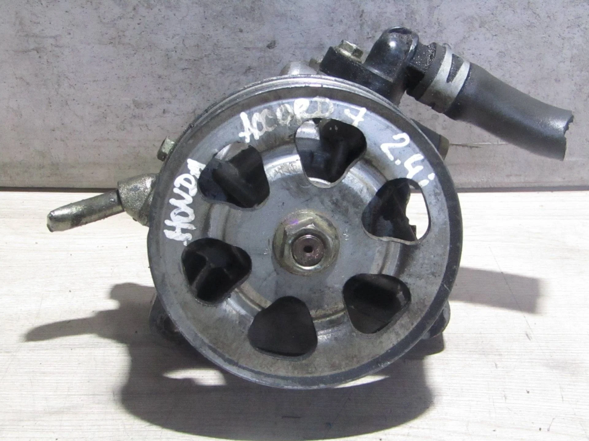 насос гидроусилителя руля Honda Odyssey 3 RB1