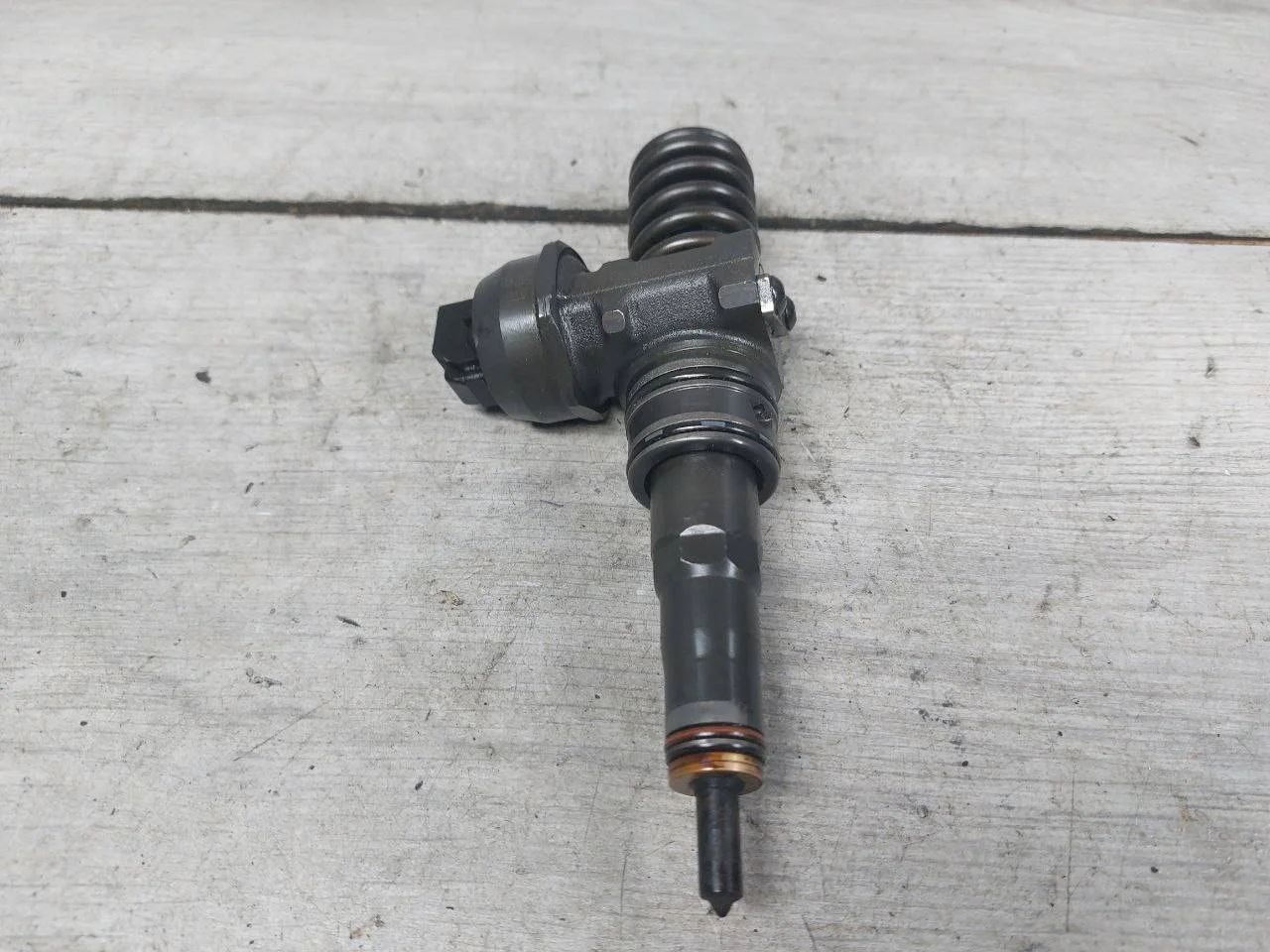 форсунка топливная Volkswagen Transporter T5