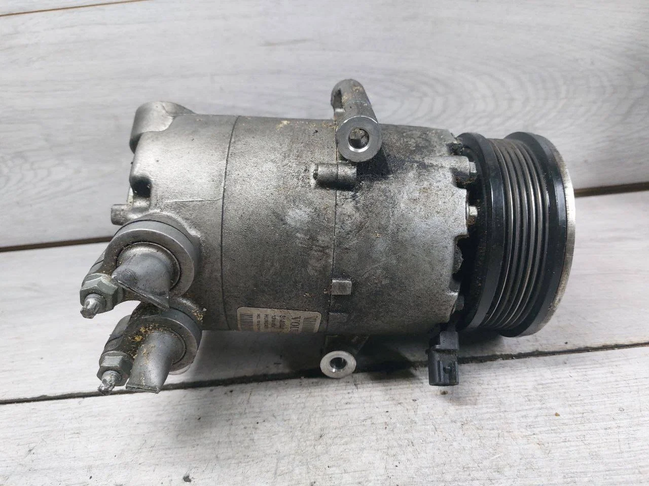 компрессор кондиционера Volvo S60 2