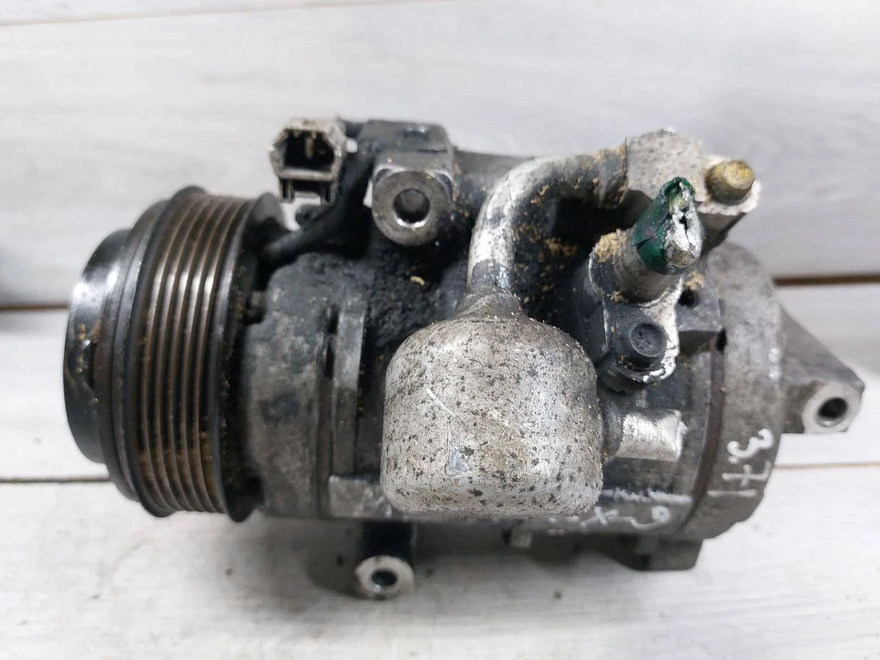 компрессор кондиционера Mazda CX-9 TB