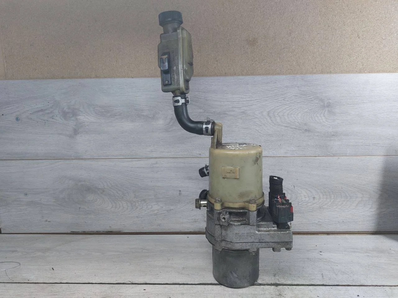 электрогидроусилитель руля Mazda 3 BL BL