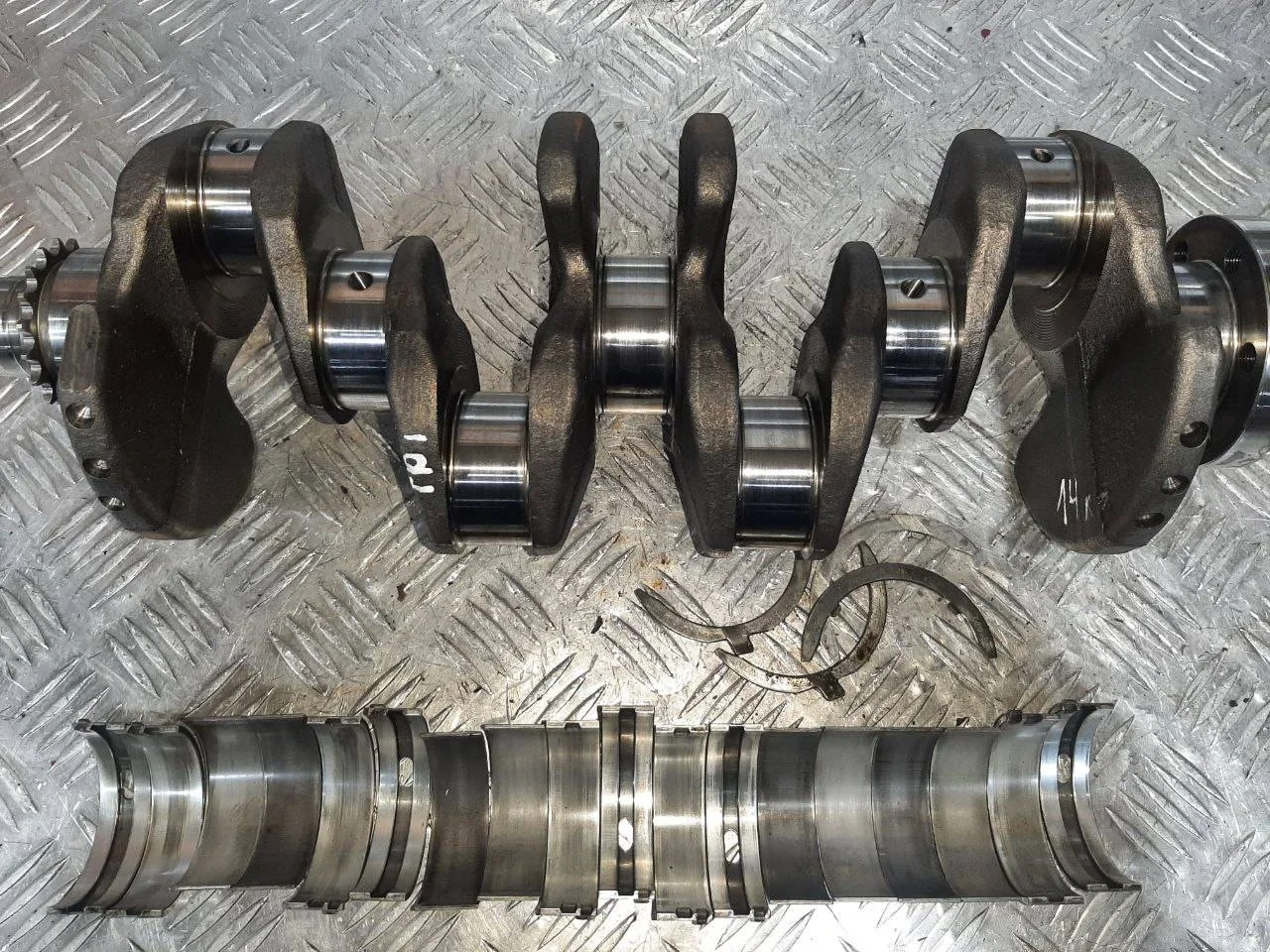 коленвал Volkswagen Passat B6