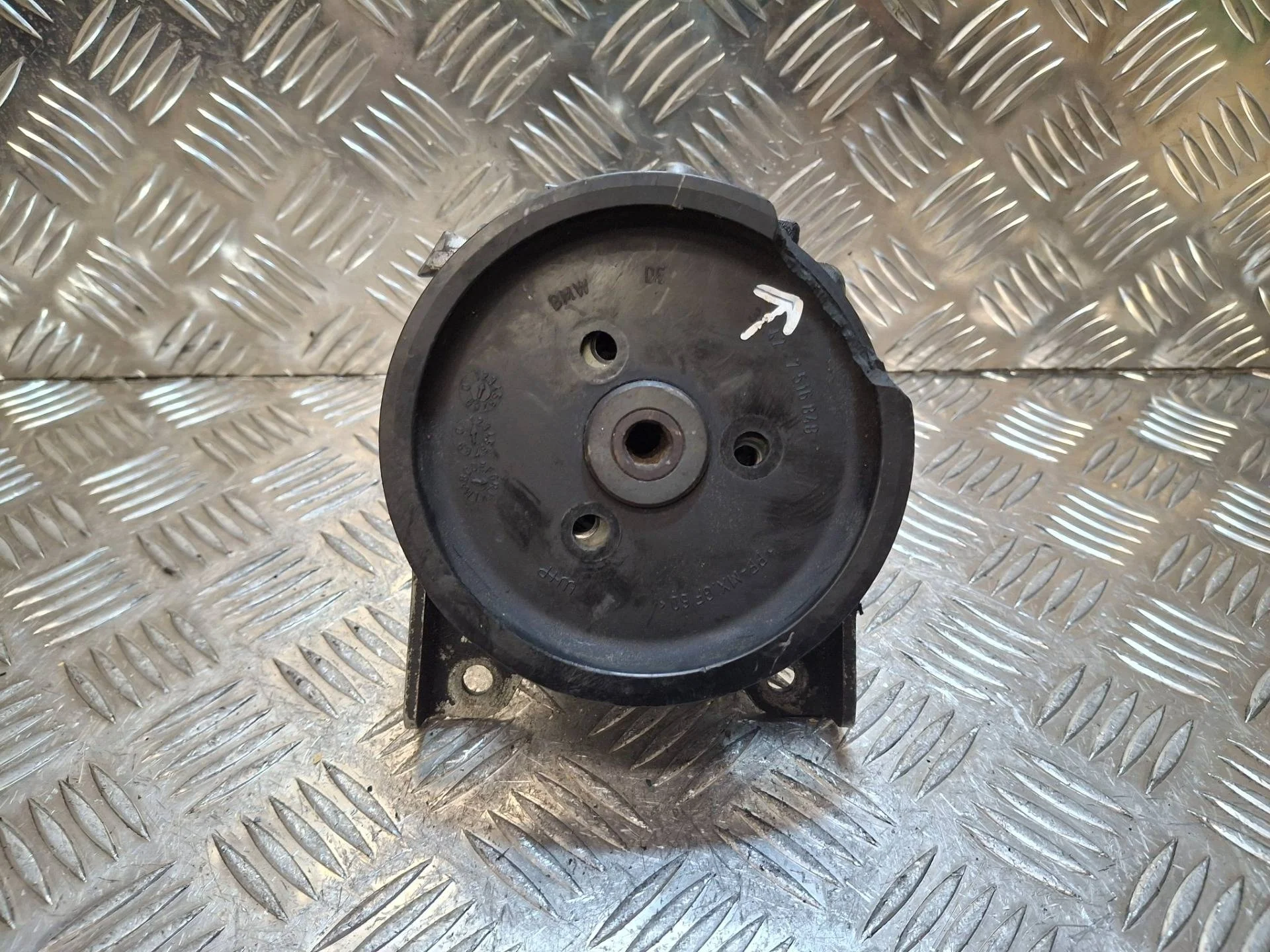 насос гидроусилителя руля BMW X3 E83