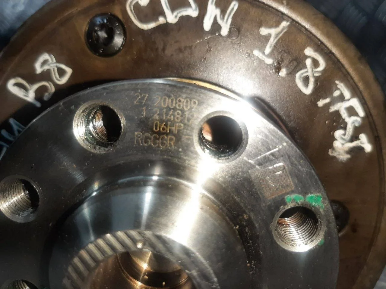 коленвал Audi A4 B8/8K