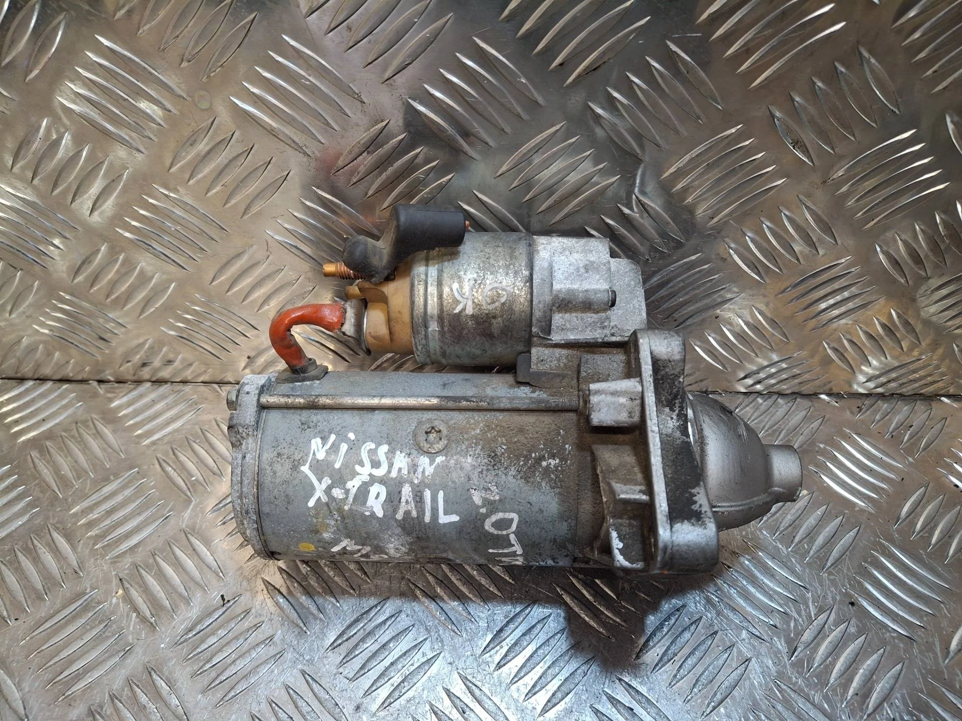 стартер Nissan Navara D23