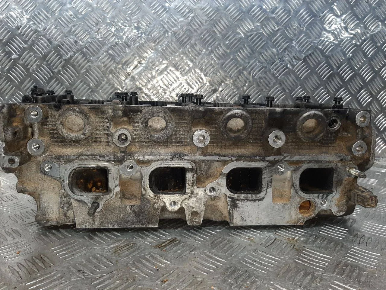 головка блока цилиндров Nissan Navara D40