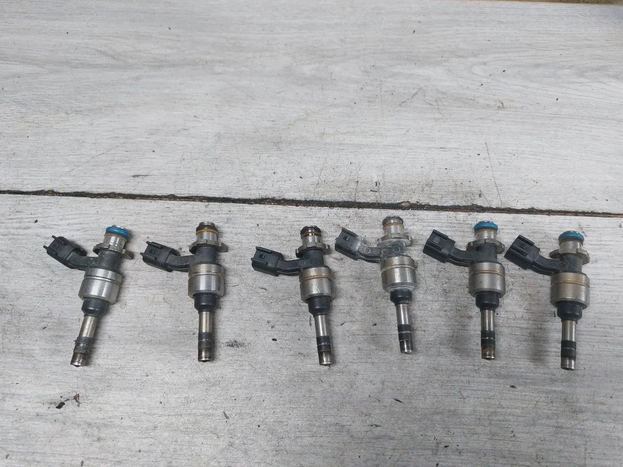 форсунка топливная Cadillac SRX 2