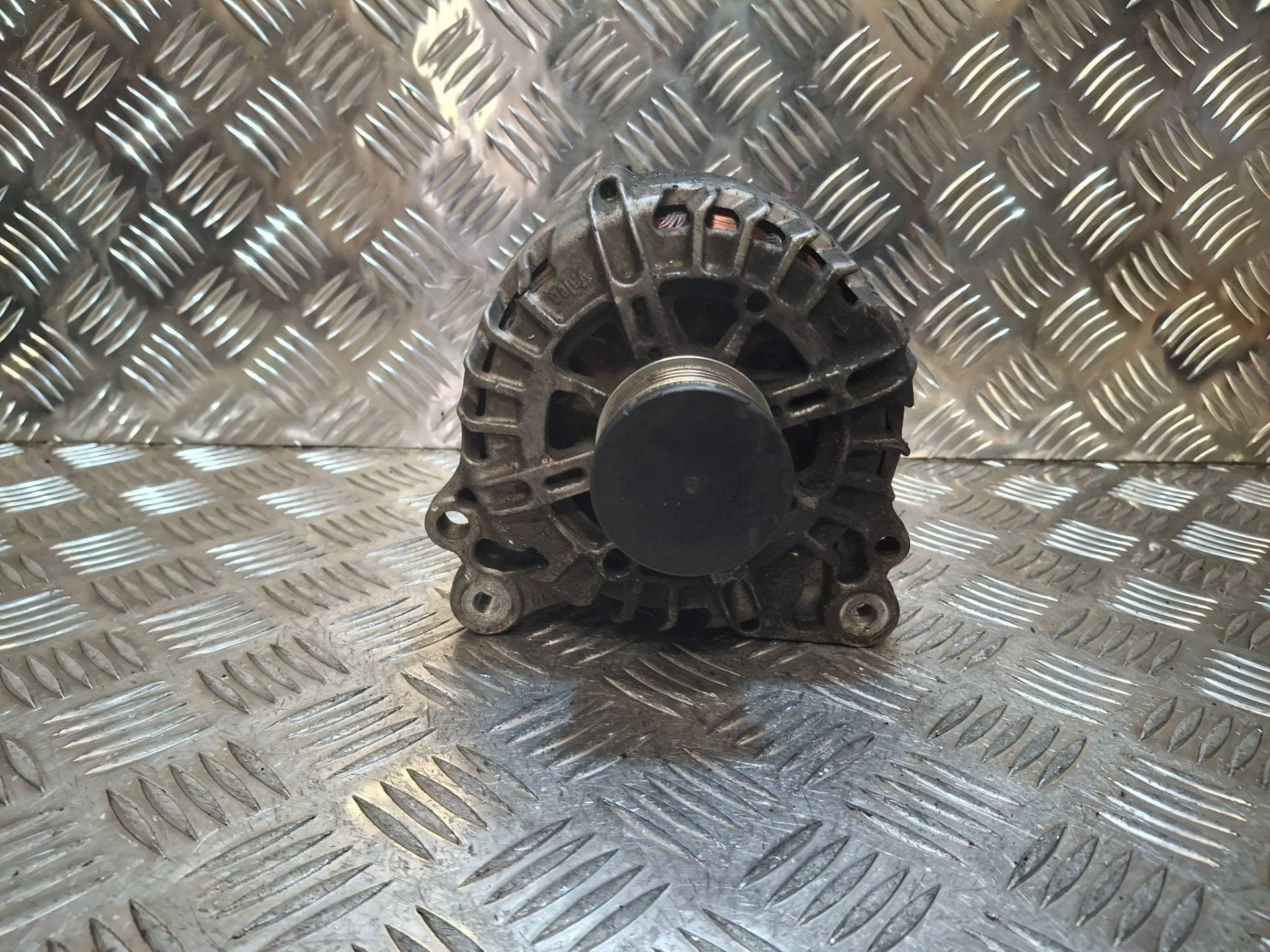 генератор Volkswagen Golf 6