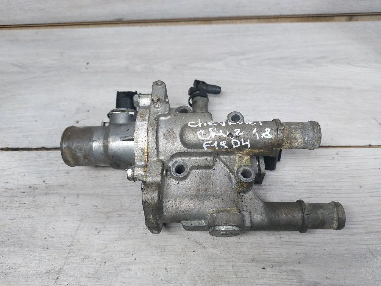 корпус термостата Opel Astra H рест.