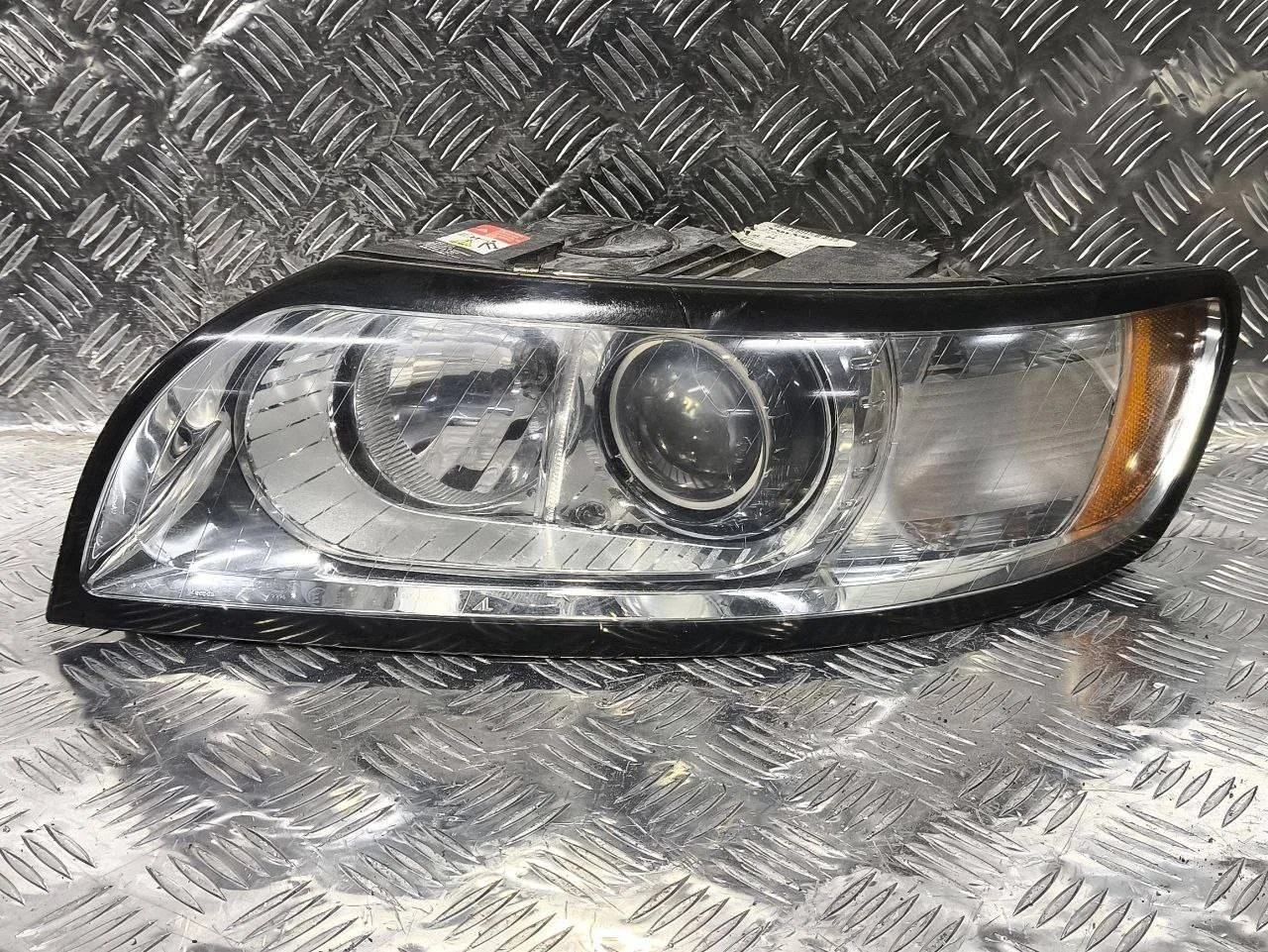 фара левая Volvo S40 2