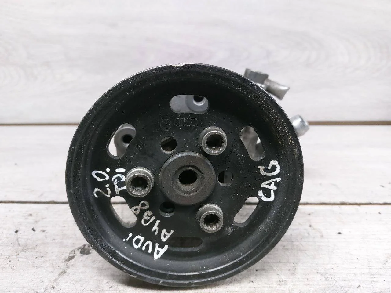 насос гидроусилителя руля Audi A4 B8/8K