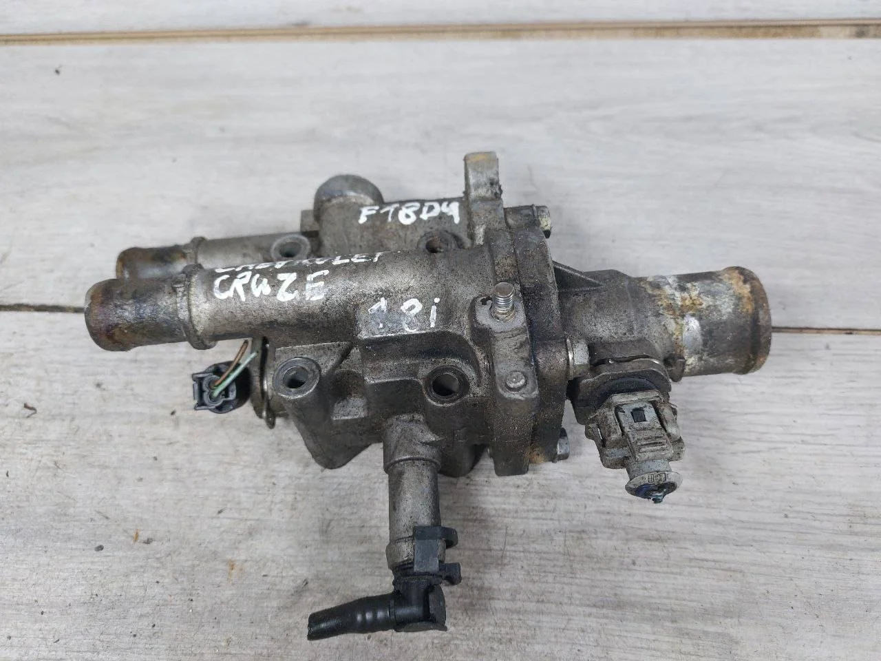 корпус термостата Opel Astra H рест.